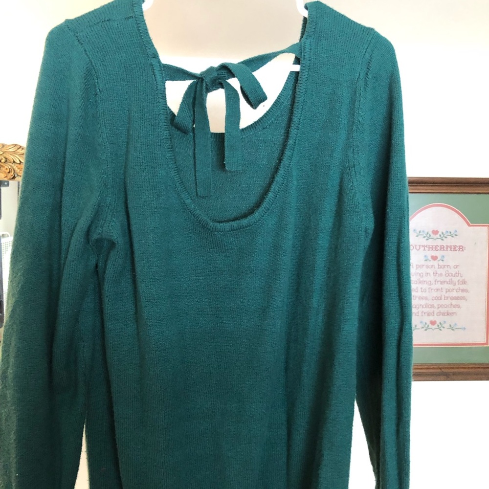 Sweater - Picture 2 of 3